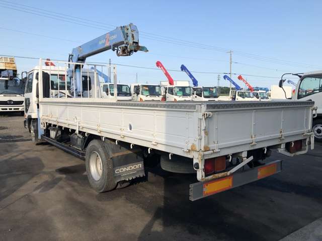 Nissan Condor 7