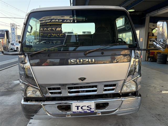 Isuzu Elf 2