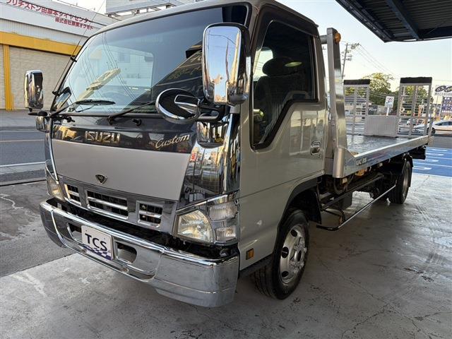 Isuzu Elf 3