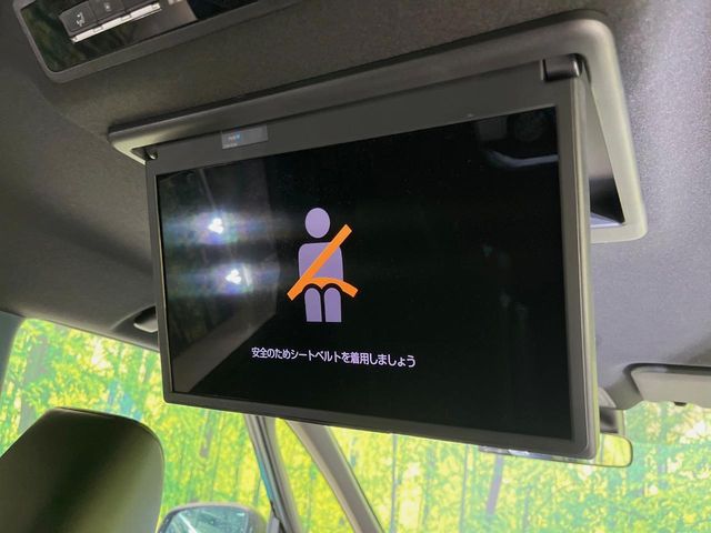 Toyota Voxy 5