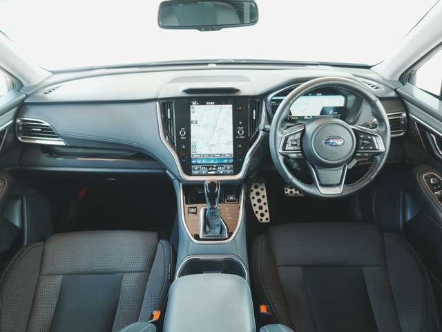 Subaru Legacy Outback 2