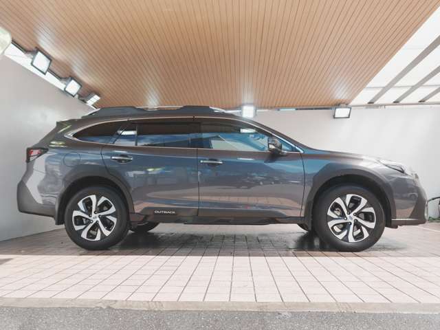 Subaru Legacy Outback 9