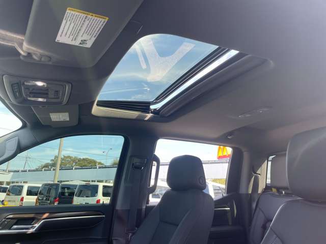Chevrolet Silverado 11