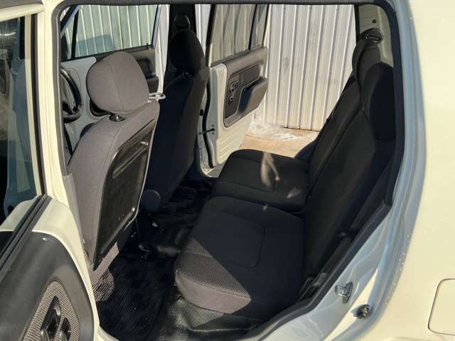 Daihatsu ネイキッド 12