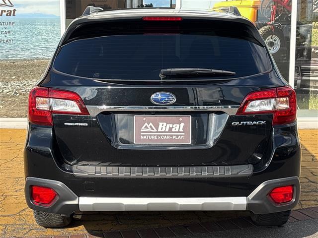 Subaru Legacy Outback 9