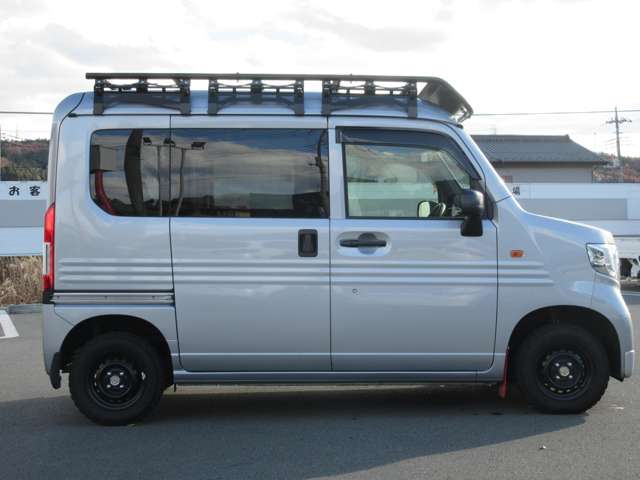 Honda N-VAN 11