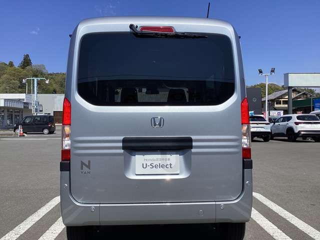 Honda N-VAN 8