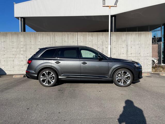 Audi Q7 3