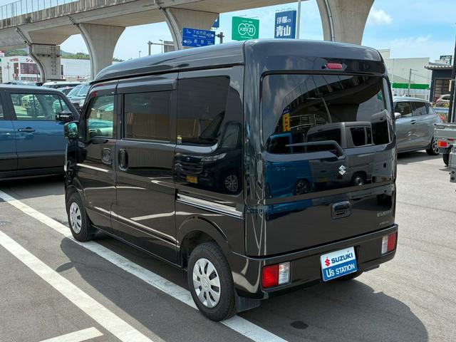 Suzuki Every 9