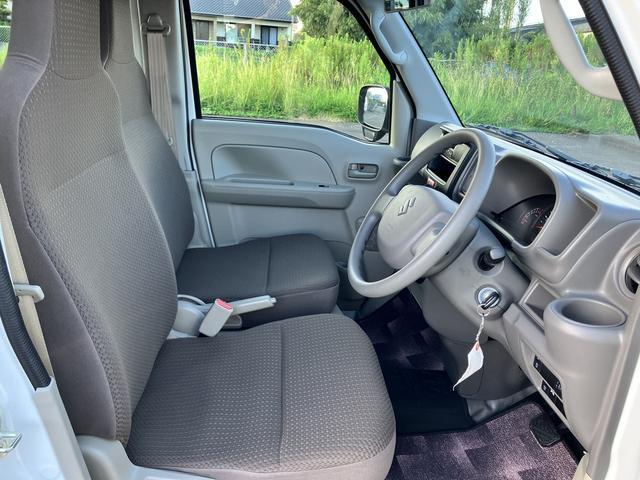 Suzuki Every 8