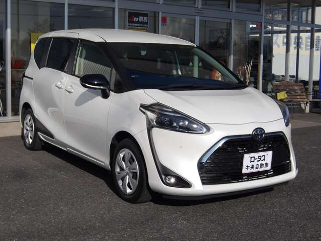 Toyota Sienta 5