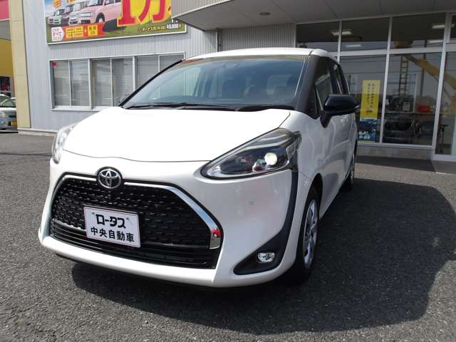 Toyota Sienta 10
