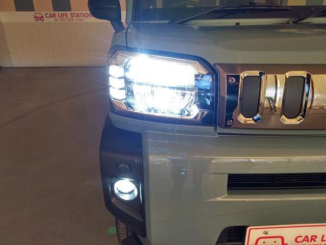 Daihatsu Taft 10