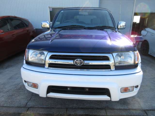 Toyota Hilux Surf 3