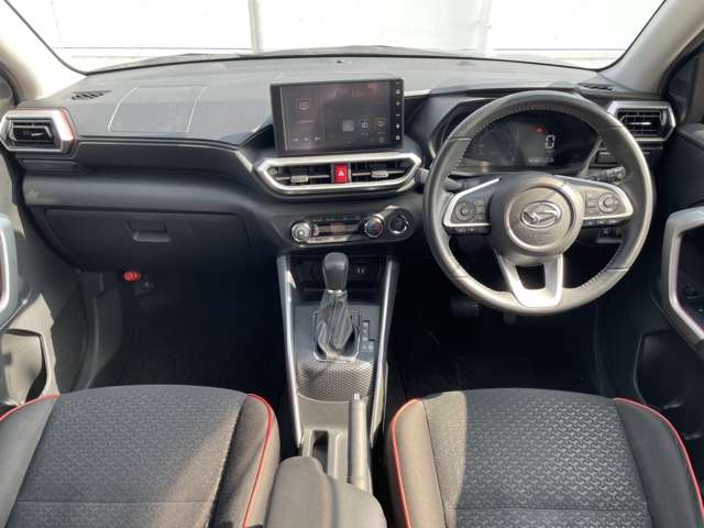 Daihatsu Rocky 8