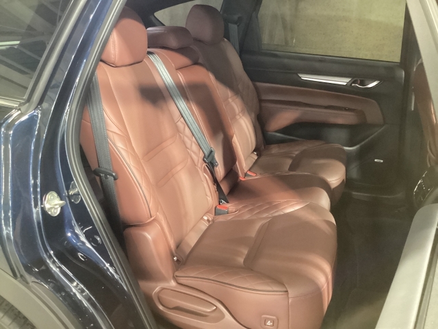 Mazda CX-8 11