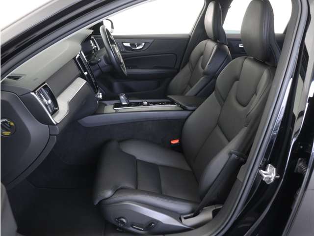 Volvo V60 Cross Country 11