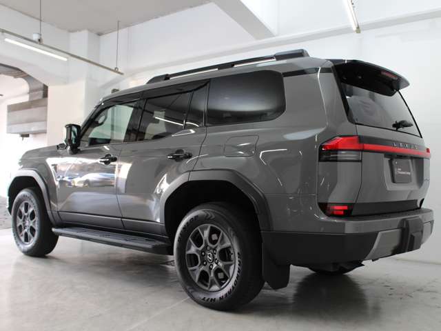 Lexus GX 8