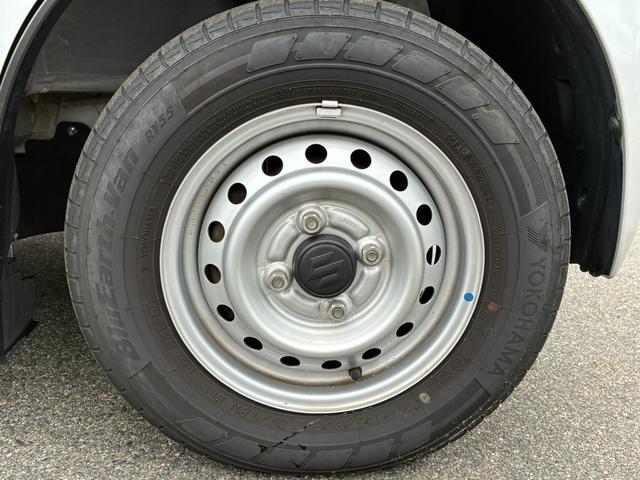 Suzuki Every 12