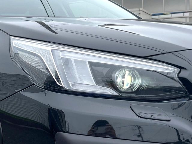 Subaru Legacy Outback 12