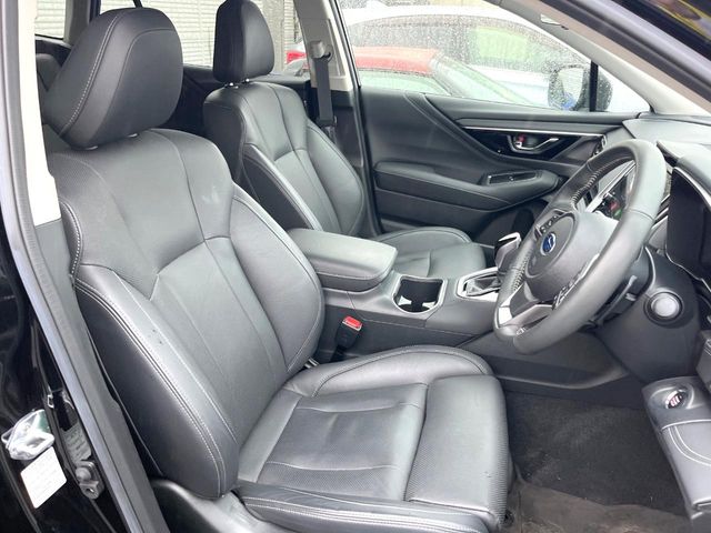 Subaru Legacy Outback 8