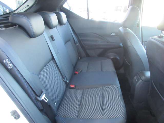 Nissan Kicks 11