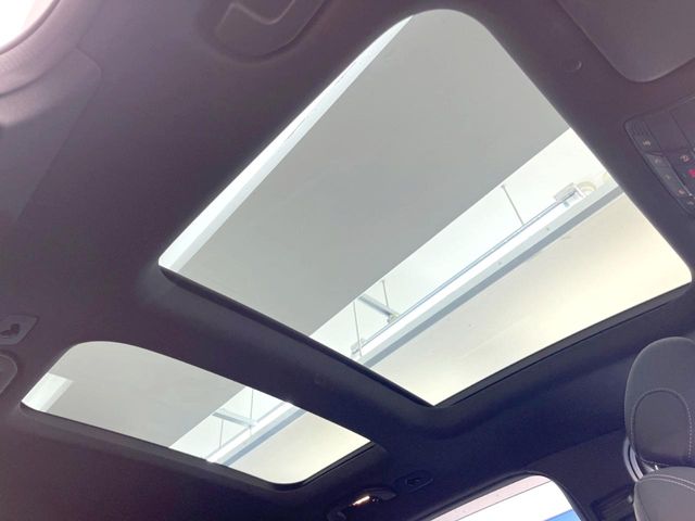 Mercedes-Benz GLC 4