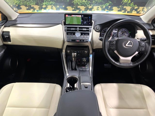 Lexus NX 2