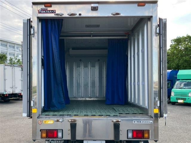 Isuzu Elf 12