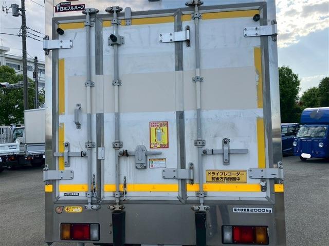 Isuzu Elf 9