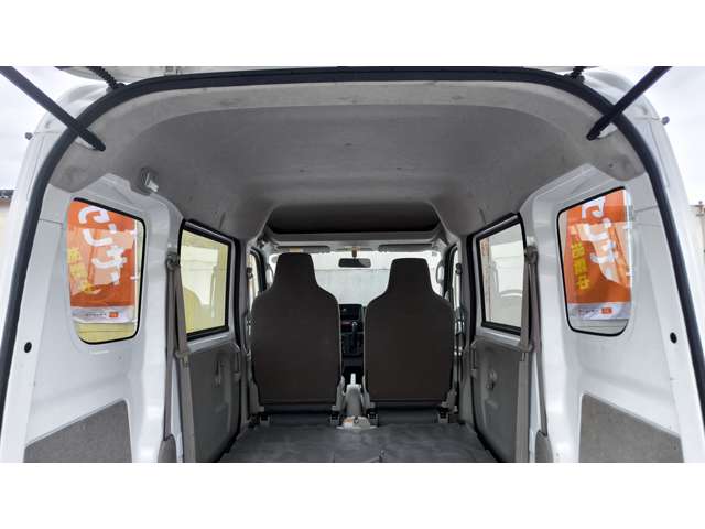Nissan NV100 Clipper 12