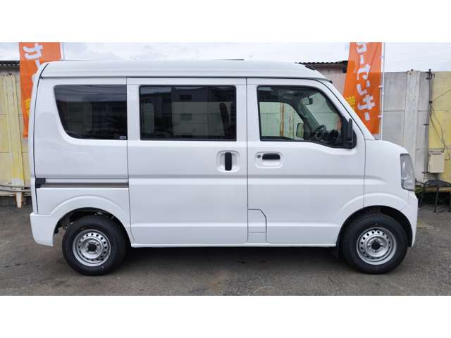 Nissan NV100 Clipper 8