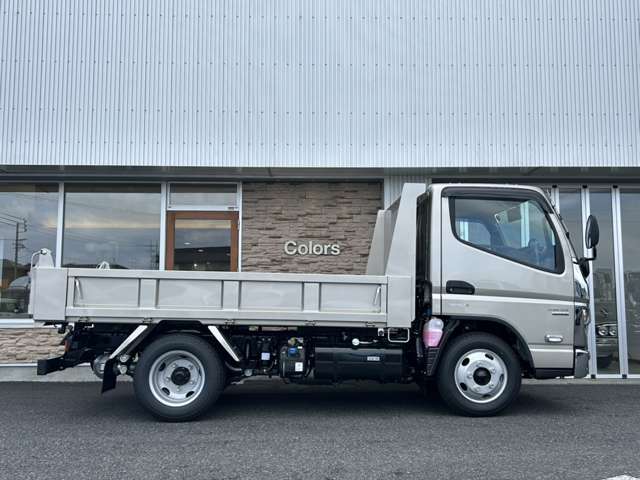 Mitsubishi Fuso Canter 7
