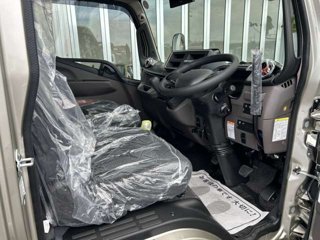 Mitsubishi Fuso Canter 10