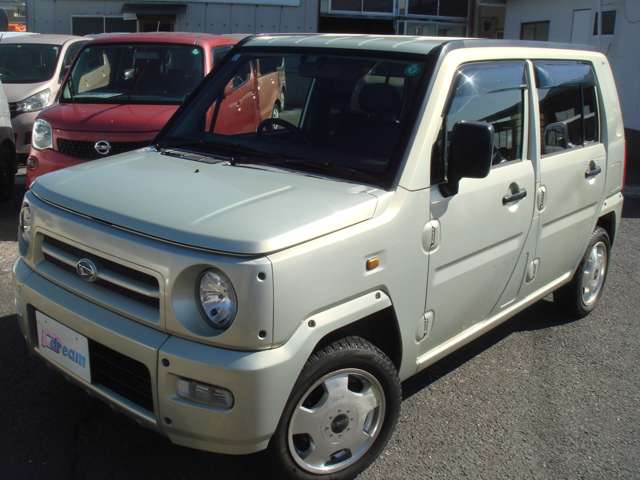 Daihatsu ネイキッド 3