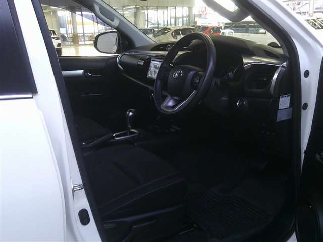 Toyota Hilux 12