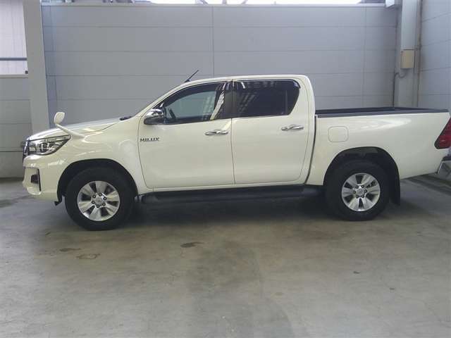 Toyota Hilux 4