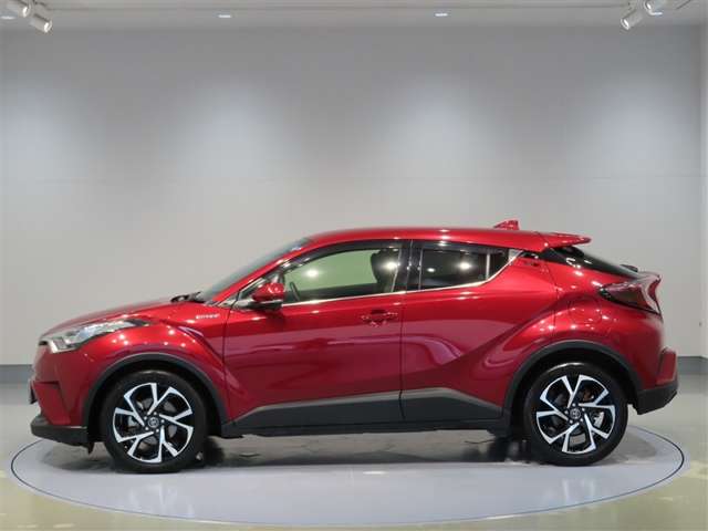 Toyota C-HR 4