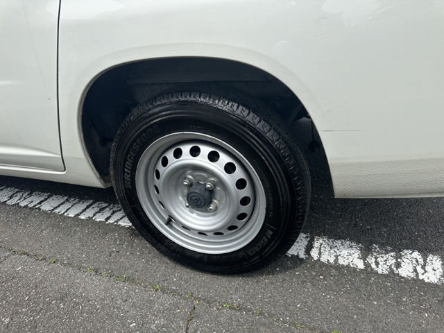 Toyota Probox Van 9