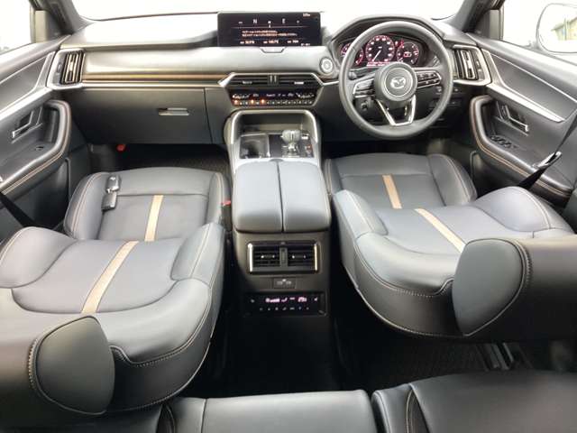 Mazda CX-80 4