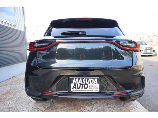 Lexus LBX 6