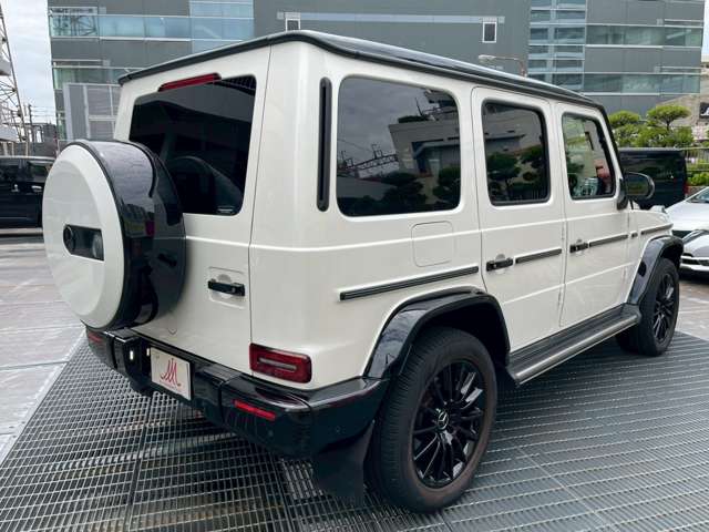 Mercedes-Benz G-Class 2