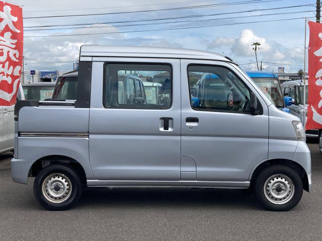 Daihatsu Hijet Deck Van 2
