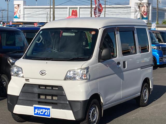 Daihatsu Hijet Cargo 8
