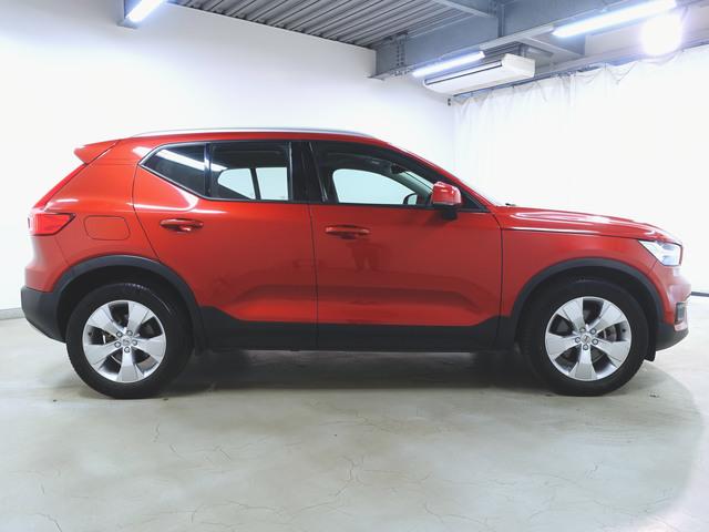 Volvo XC40 8