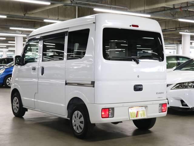 Suzuki Every 11