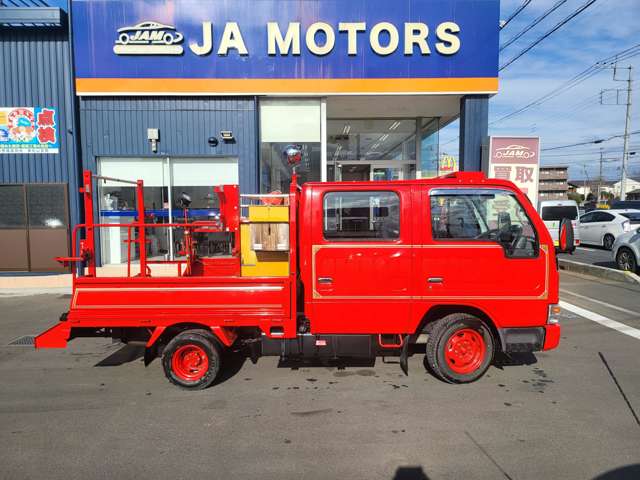 Isuzu Elf 12