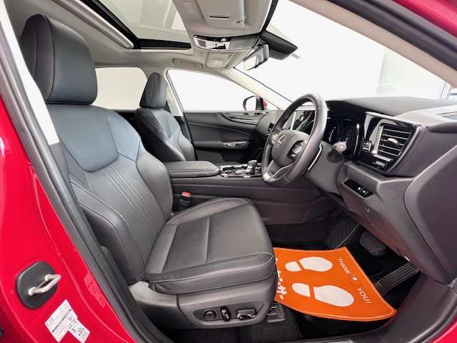Lexus NX 6