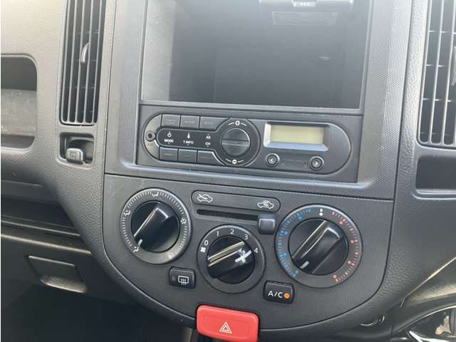 Nissan AD 3