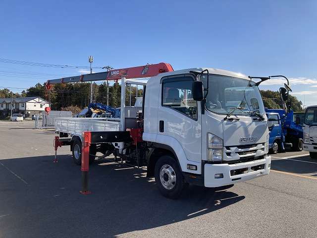 Isuzu Forward 11